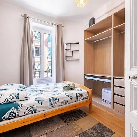 Lovely 2 Bedroom In With Balcony * Nizza