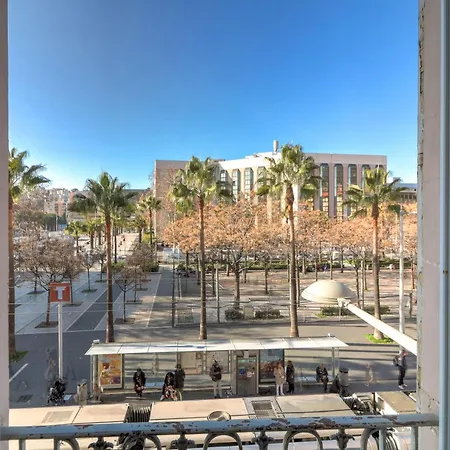 Lovely 2 Bedroom In With Balcony * ニース