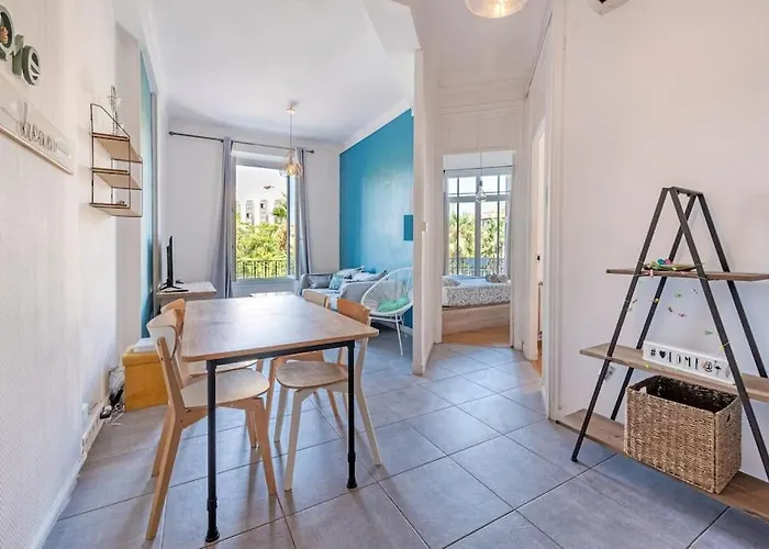 Lovely 2 Bedroom In With Balcony Appartement *